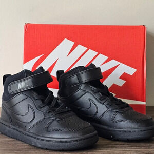 Nike Court Borough Mid Stay Put Closure Sneaker Kid Size 12 NWT